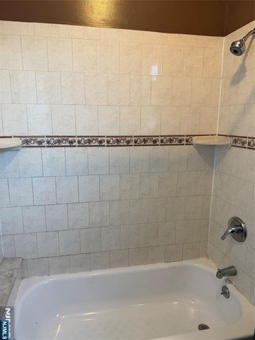 185 Linden Avenue, Irvington, NJ 07111