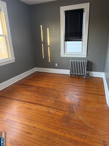 185 Linden Avenue, Irvington, NJ 07111