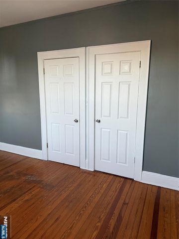 185 Linden Avenue, Irvington, NJ 07111