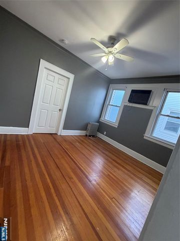 185 Linden Avenue, Irvington, NJ 07111