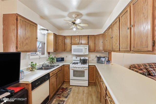 3417 Richmond Avenue, Anchorage, AK 99508