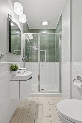59 Beech Ave, Melrose, MA 02176