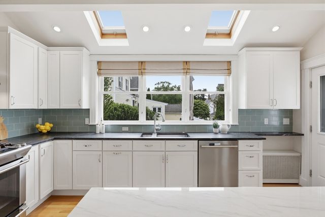 59 Beech Ave, Melrose, MA 02176