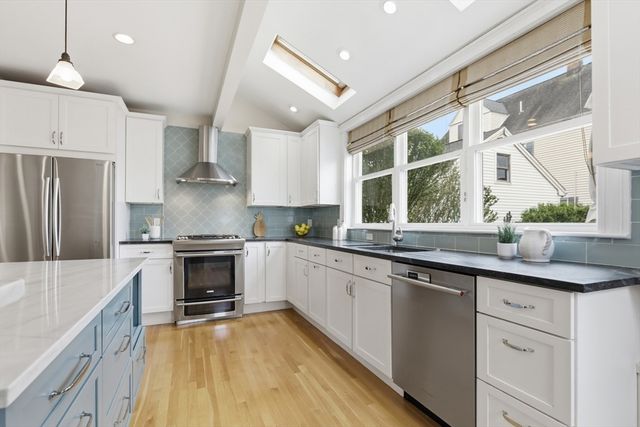 59 Beech Ave, Melrose, MA 02176