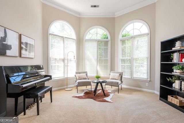 2000 Settindown Drive, Roswell, GA 30075