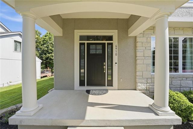 4910 W 155TH Terrace, Overland Park, KS 66224