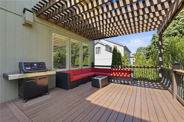 4910 W 155TH Terrace, Overland Park, KS 66224