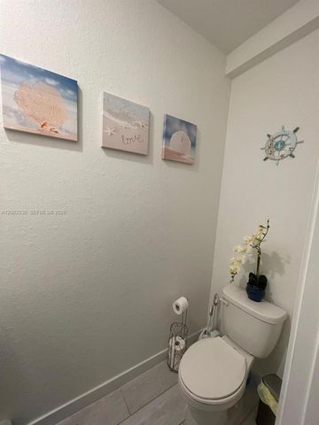 1042 SE 23rd Terrace, Homestead, FL 33035