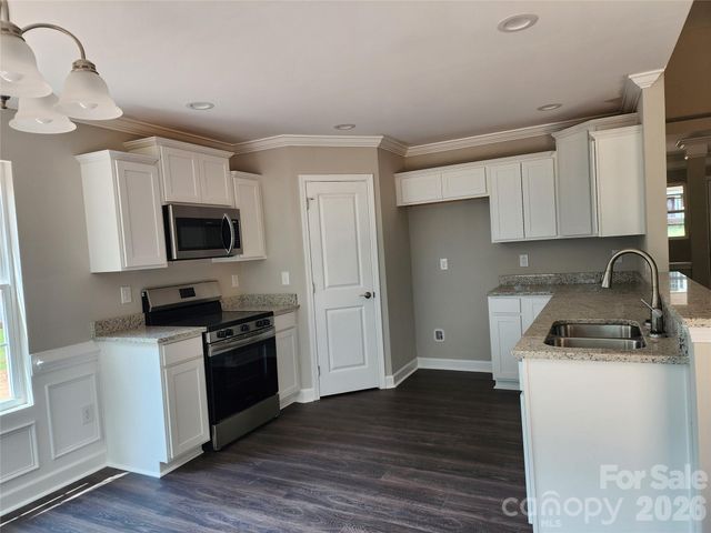 1940 Friendly Lane 38, Newton, NC 28658