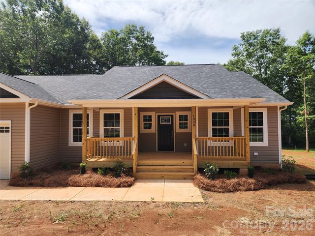 1940 Friendly Lane 38, Newton, NC 28658