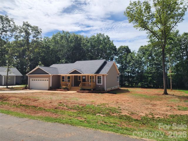 1940 Friendly Lane 38, Newton, NC 28658