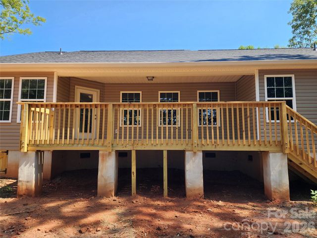 1940 Friendly Lane 38, Newton, NC 28658