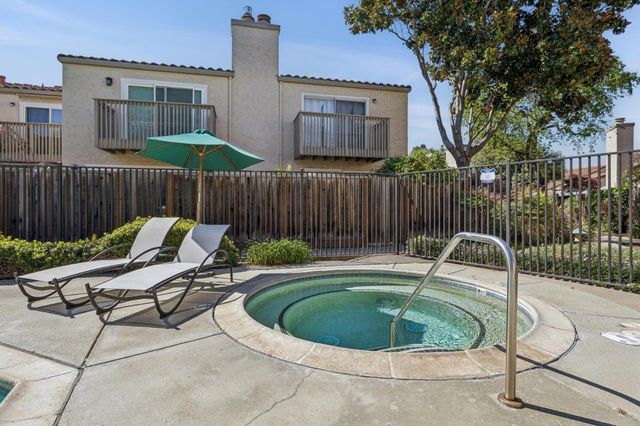 142 Mission Drive, East Palo Alto, CA 94303