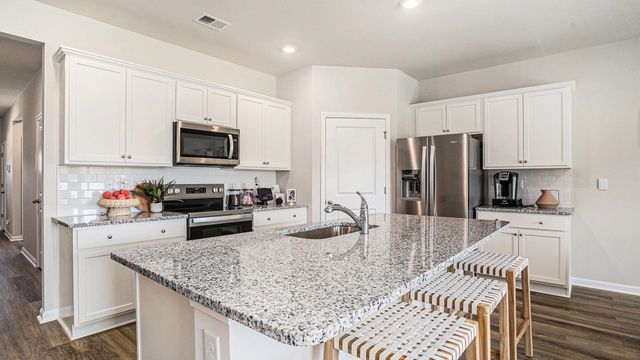 373 Glade Ct., Loris, SC 29569
