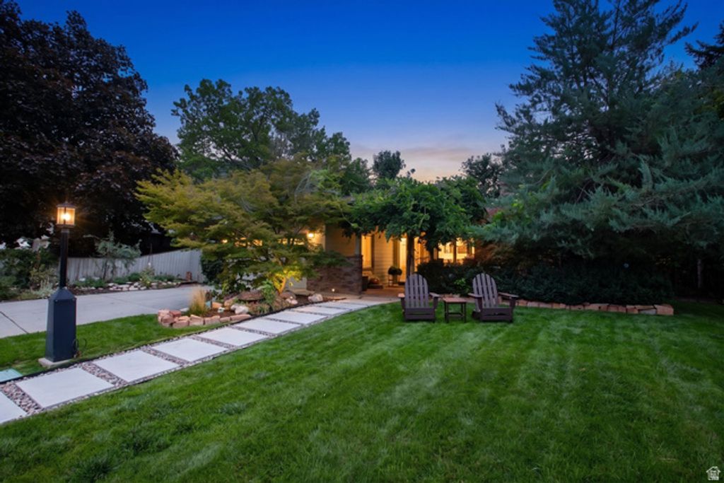 3620 E JONATHAN DR, Cottonwood Heights, UT 84121 — photo 3