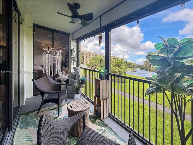2900 NW 42nd Ave A207, Coconut Creek, FL 33066
