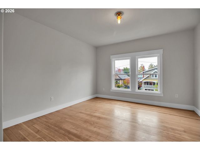 2535 Se 32ND Ave, Portland, OR 97202