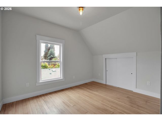 2535 Se 32ND Ave, Portland, OR 97202