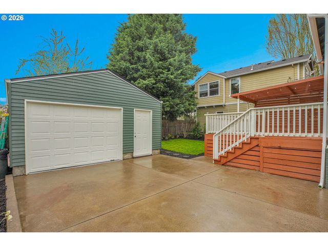 2535 Se 32ND Ave, Portland, OR 97202