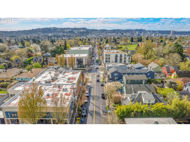 2535 Se 32ND Ave, Portland, OR 97202