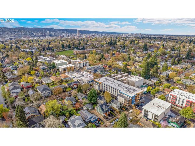 2535 Se 32ND Ave, Portland, OR 97202