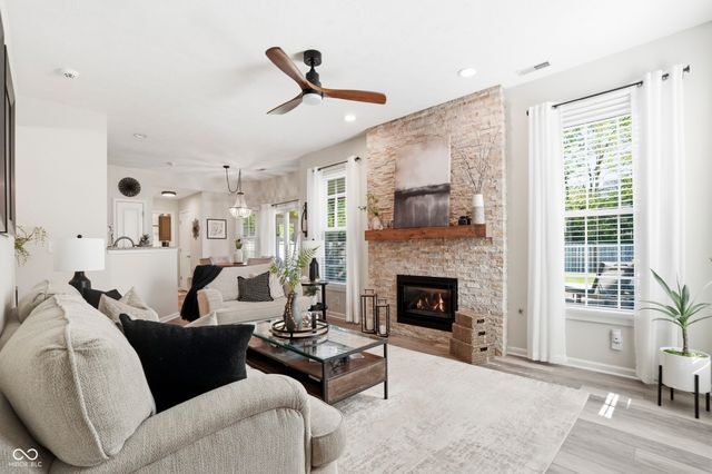 4226 Alverdo Lane, Carmel, IN 46033