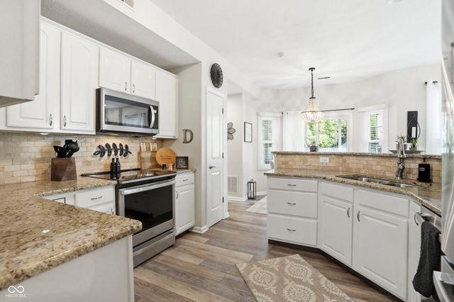 4226 Alverdo Lane, Carmel, IN 46033