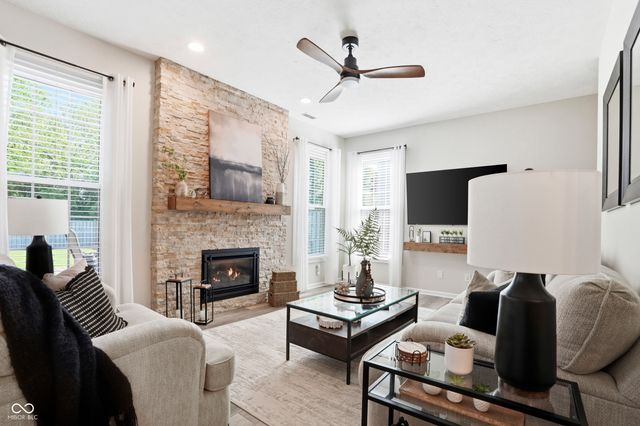 4226 Alverdo Lane, Carmel, IN 46033