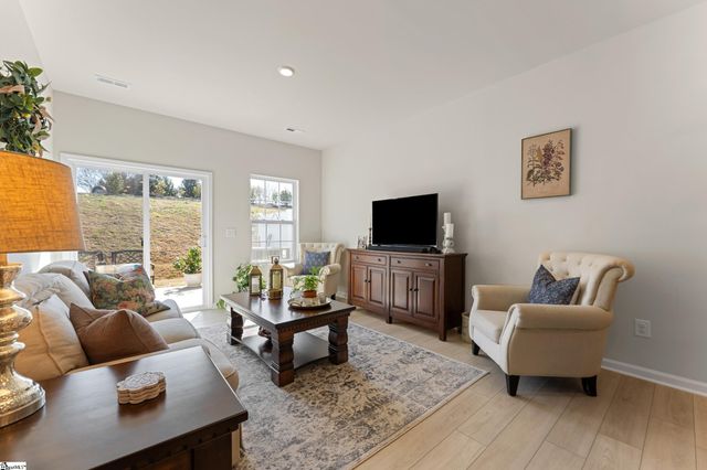 101 Paneer Lane, Taylors, SC 29687