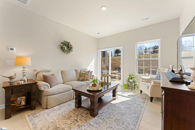 101 Paneer Lane, Taylors, SC 29687