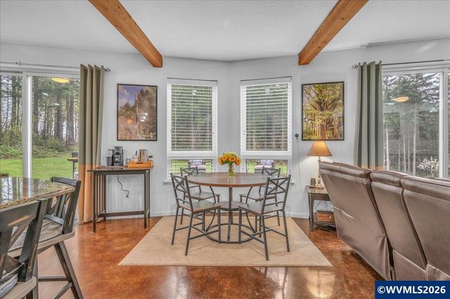 62710 Wagon Wheel Dr, St Helens, OR 97051