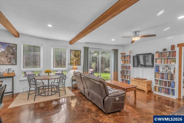 62710 Wagon Wheel Dr, St Helens, OR 97051