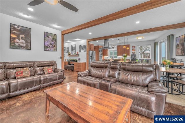 62710 Wagon Wheel Dr, St Helens, OR 97051