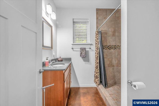62710 Wagon Wheel Dr, St Helens, OR 97051