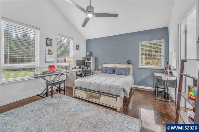 62710 Wagon Wheel Dr, St Helens, OR 97051