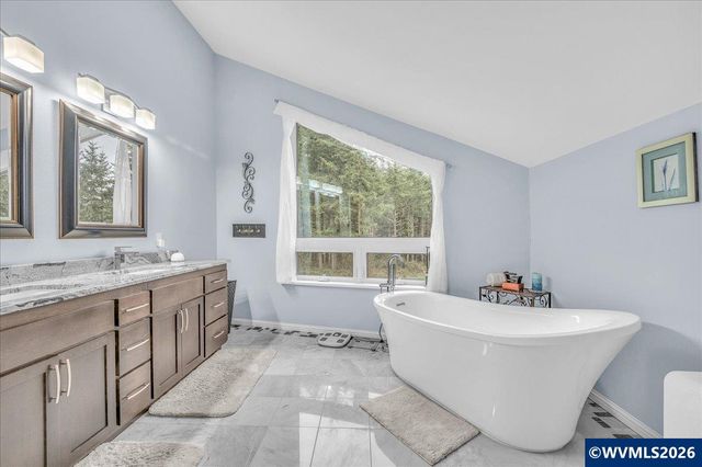 62710 Wagon Wheel Dr, St Helens, OR 97051