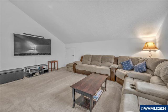 62710 Wagon Wheel Dr, St Helens, OR 97051