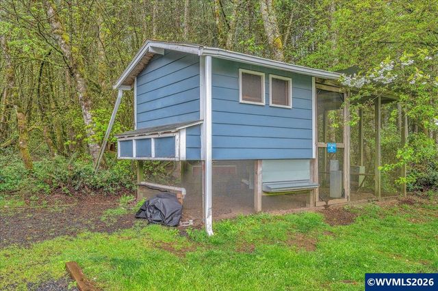 62710 Wagon Wheel Dr, St Helens, OR 97051