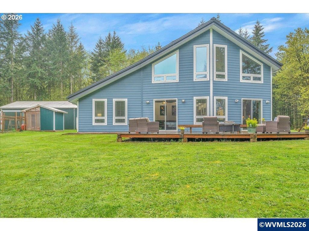 62710 Wagon Wheel Dr, St Helens, OR 97051
