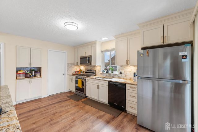 272 Westgate Drive, Edison, NJ 08820