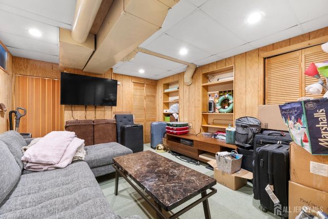 272 Westgate Drive, Edison, NJ 08820