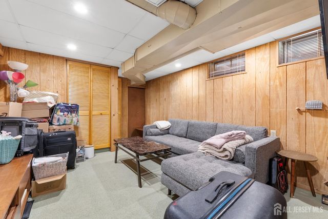 272 Westgate Drive, Edison, NJ 08820