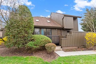 272 Westgate Drive, Edison, NJ 08820