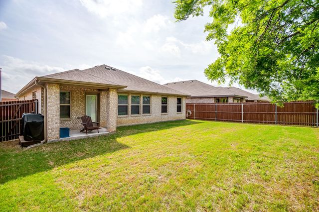 9912 Mescalbean Boulevard, Fort Worth, TX 76036
