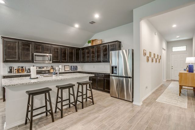 9912 Mescalbean Boulevard, Fort Worth, TX 76036