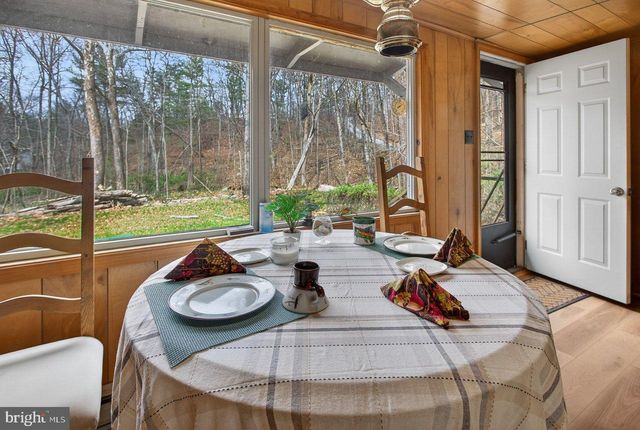 191 HIDEAWAY FARMS RD, Edinburg, VA 22824