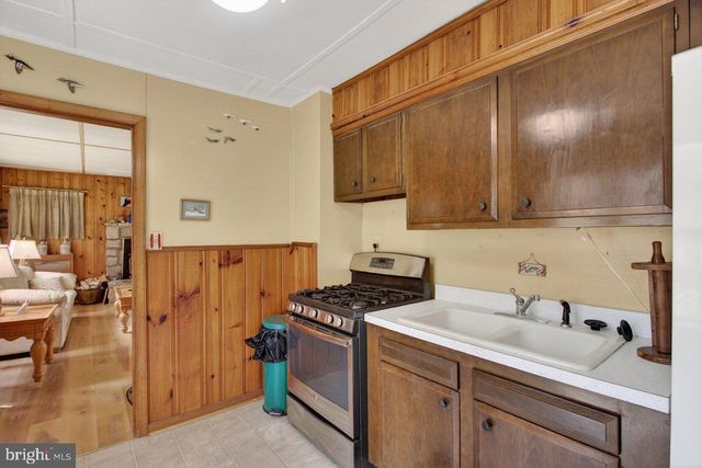 191 HIDEAWAY FARMS RD, Edinburg, VA 22824