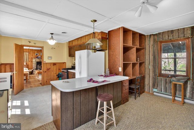 191 HIDEAWAY FARMS RD, Edinburg, VA 22824