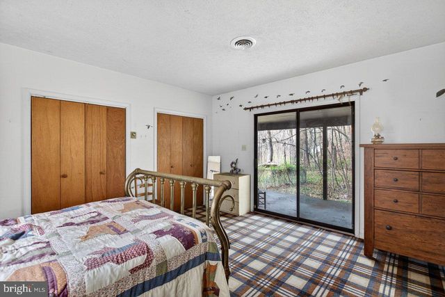 191 HIDEAWAY FARMS RD, Edinburg, VA 22824