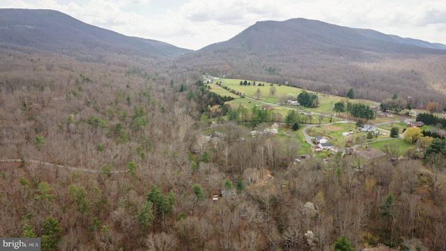 191 HIDEAWAY FARMS RD, Edinburg, VA 22824